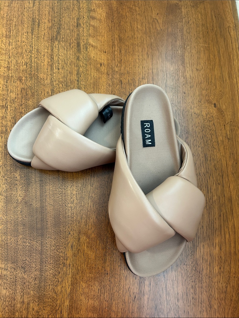 Roam Foldy Dune Slides. Size 8